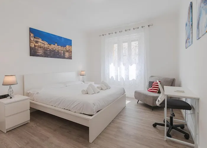 Appartement Burlo Garofalo Elegant Near Hospital *